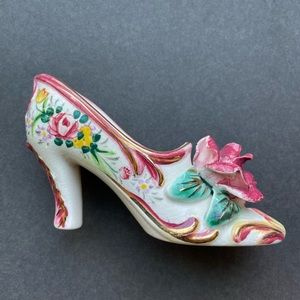 Vintage floral porcelain slipper/high heel shoe. Japan. Hand painted.